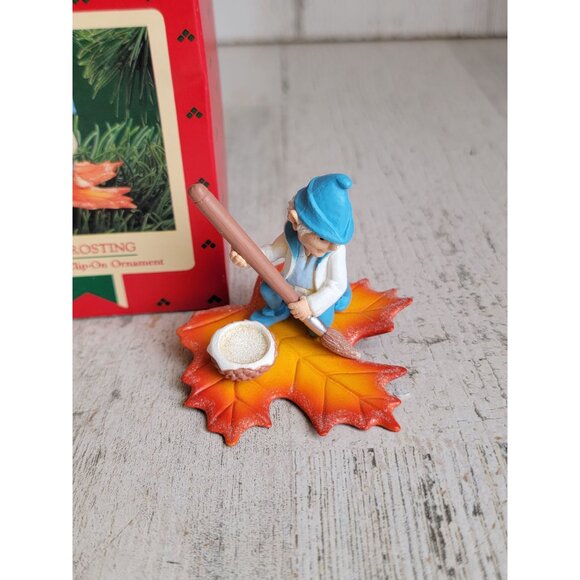 Hallmark vintage Jack frosting ornament Xmas clip on - Picture 2 of 7